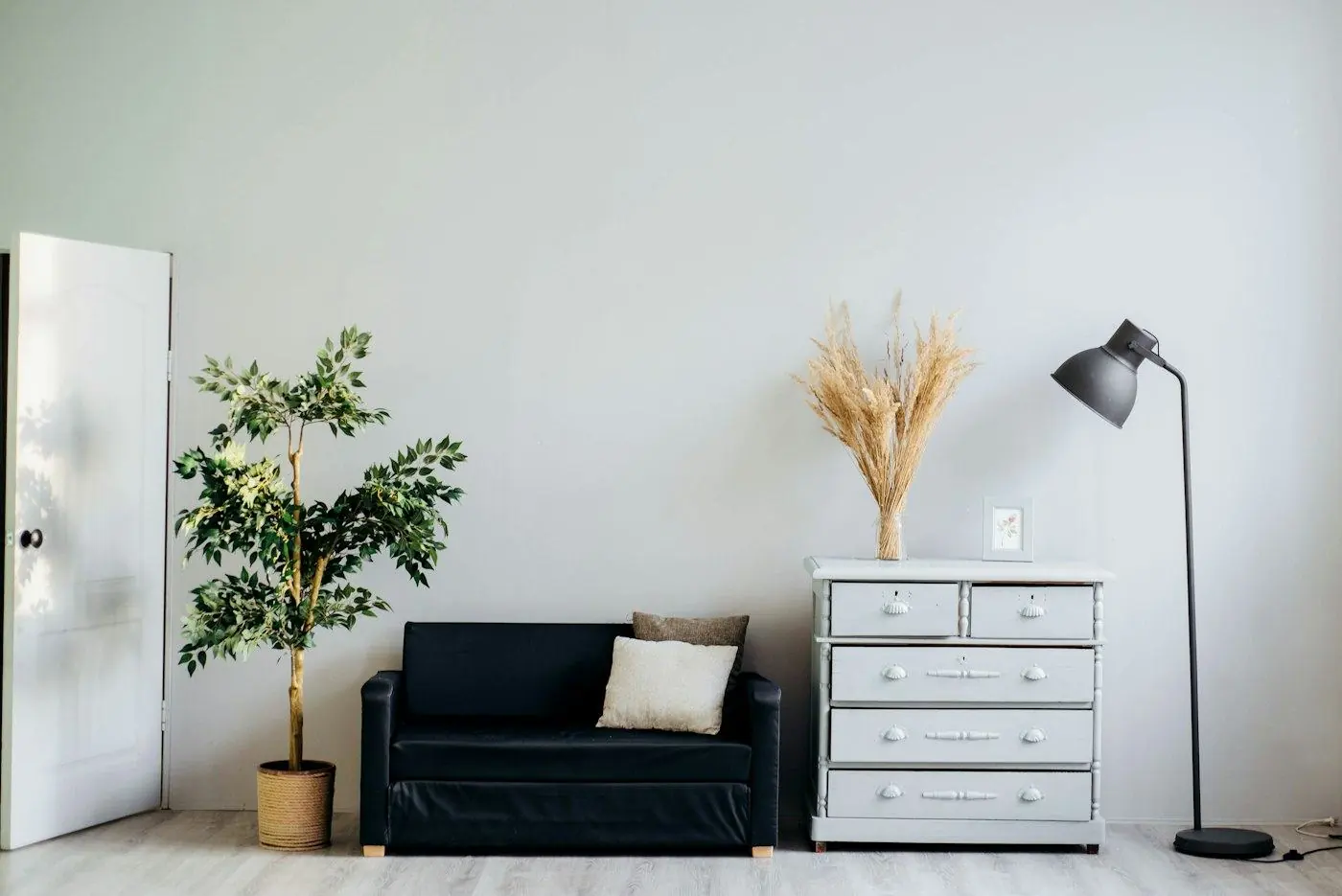 Flat Living Minimal