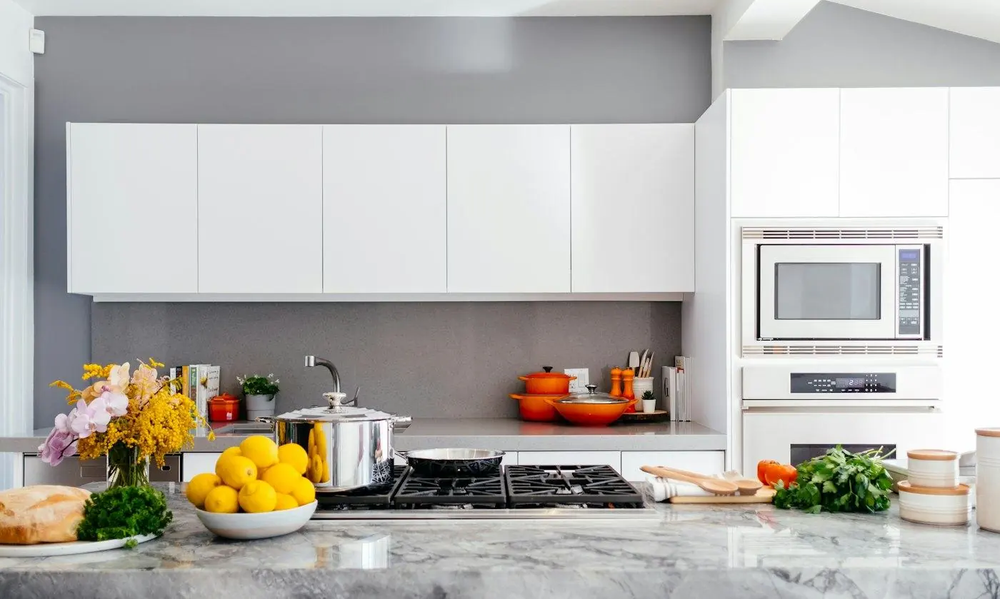 Kitchen Handleless